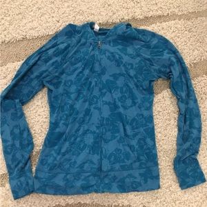 Soybu lightweight zip up hoodie, M